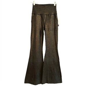 NWT Beyond Yoga Softshine Metallic Shimmer All Day Flare Pants Black Size Small